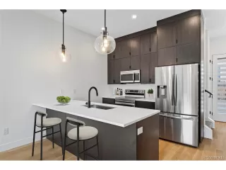 Photo #5: 8154814 Listing