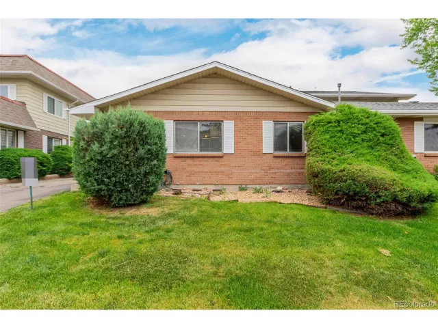 MLS: 8162262 Condo For Sale