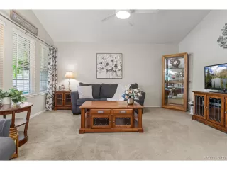 Photo #4: 8164563 Listing