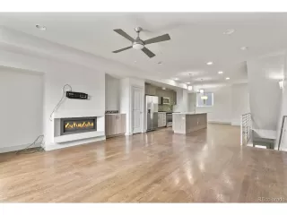 Photo #3: 8165292 Listing 