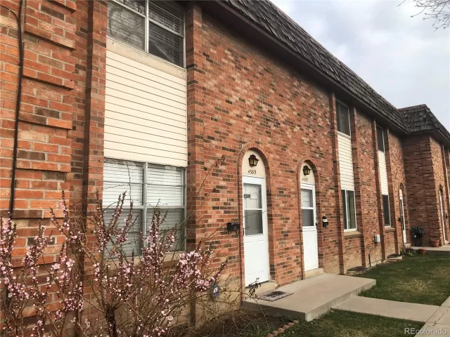 MLS: 8165354 Condo For Sale