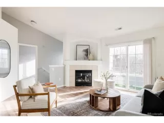 Photo #3: 8165736 Listing