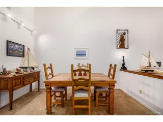 Photo #6: 8166035 Listing