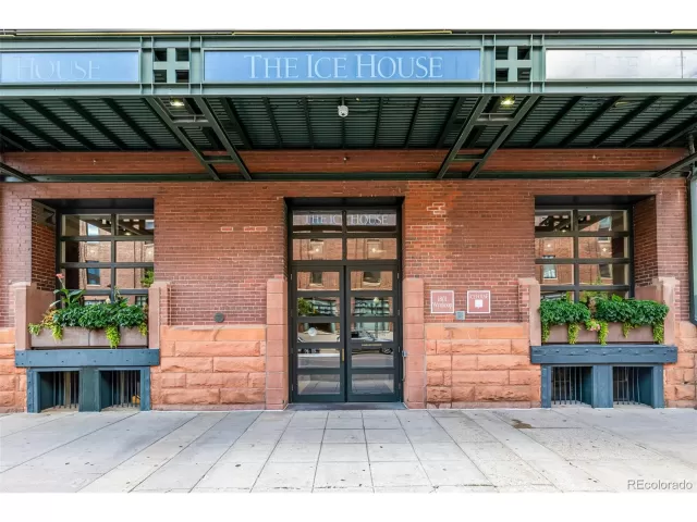 MLS: 8166148 Condo For Sale