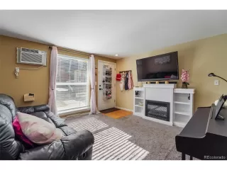 Photo #4: 8166258 Listing