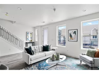 Photo #4: 8167408 Listing