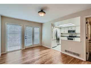 Photo #5: 8168549 Listing 