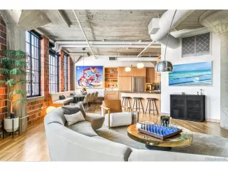 Photo #3: 8171181 Listing