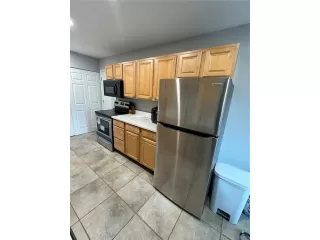 Photo #4: 8174056 Listing