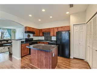 Photo #5: 8178413 Listing 