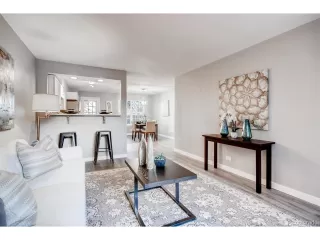 Photo #3: 8179228 Listing