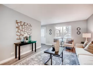 Photo #4: 8179228 Listing