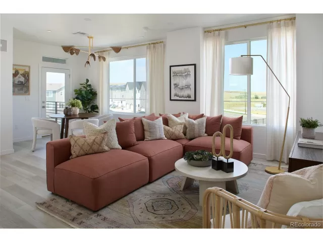 MLS: 8180300 Condo For Sale