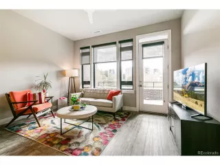 Photo #5: 8184206 Listing 