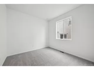 Photo #3: 8185538 Listing