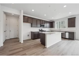 Photo #6: 8185538 Listing