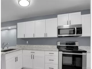 Photo #2: 8186819 Listing