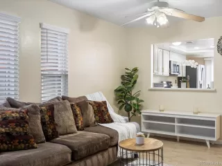 Photo #6: 8186912 Listing 