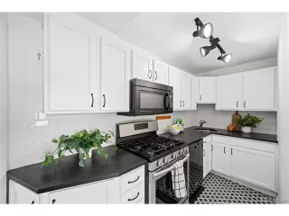 Photo #5: 8187863 Listing