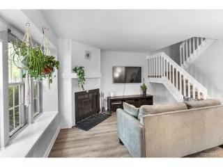 Photo #5: 8188822 Listing