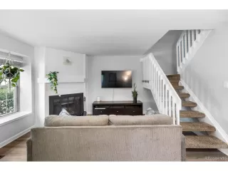 Photo #6: 8188822 Listing