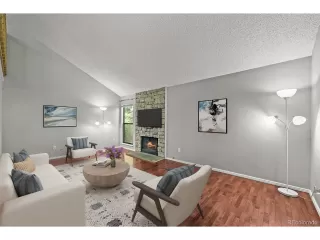 Photo #3: 8190136 Listing