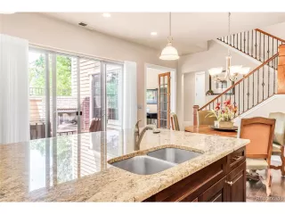Photo #5: 8190161 Listing