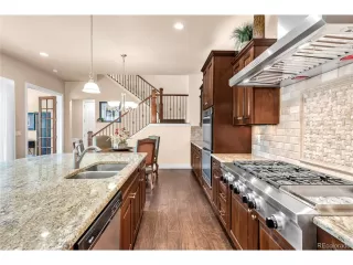Photo #6: 8190161 Listing
