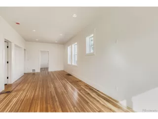 Photo #3: 8191948 Listing