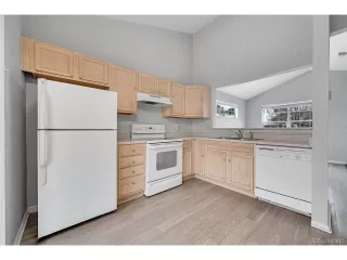 Photo #5: 8196076 Listing