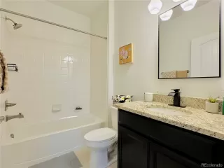 Photo #6: 8196673 Listing