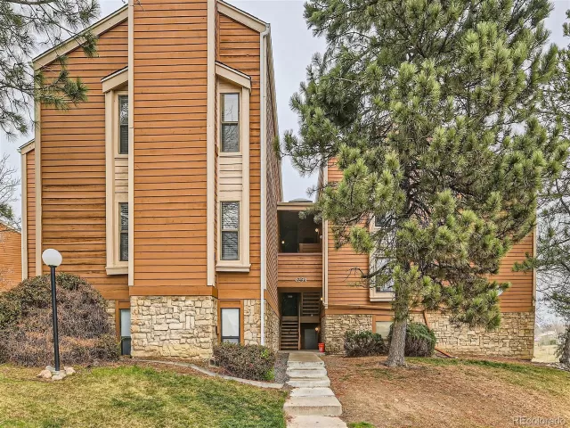 MLS: 8197622 Condo For Sale