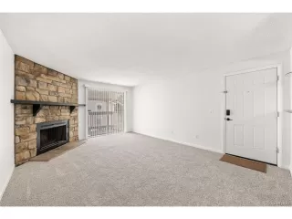 Photo #2: 8200160 Listing 