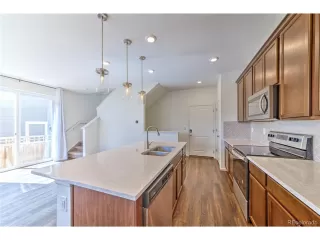 Photo #5: 8207826 Listing