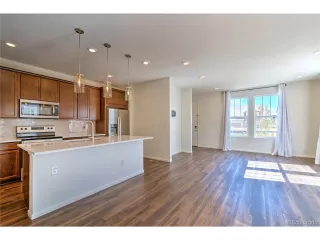 Photo #6: 8207826 Listing