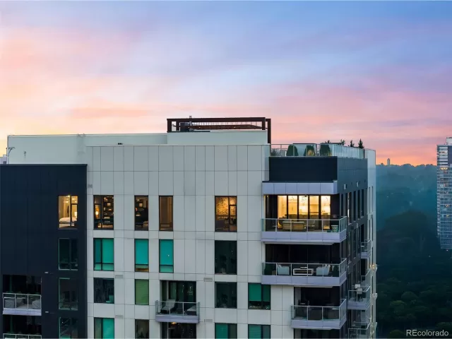 MLS: 8208060 Condo For Sale