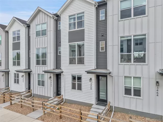 MLS: 8210552 Condo For Sale