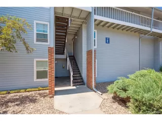 Photo #5: 8211294 Listing