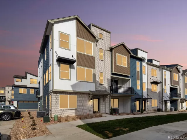 MLS: 8212218 Condo For Sale