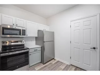 Photo #5: 8215173 Listing 