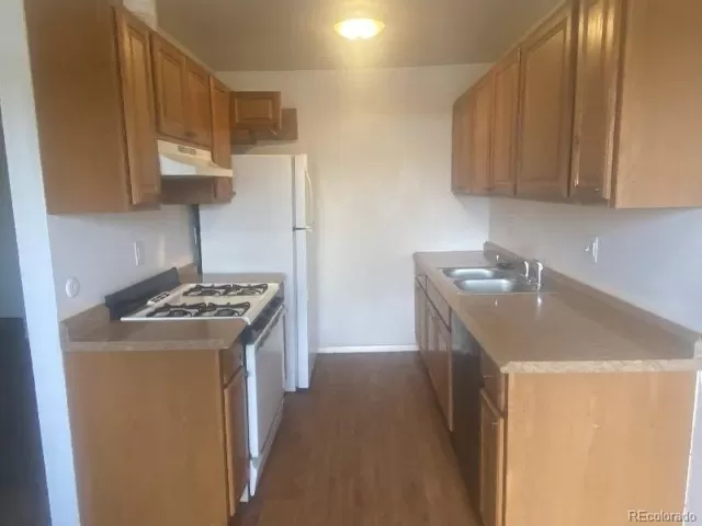 MLS: 8215697 Condo For Sale