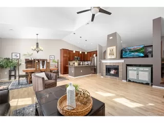 Photo #6: 8218366 Listing