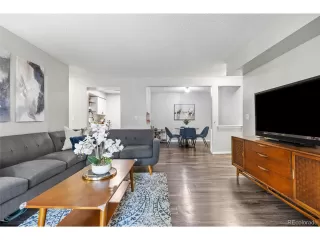 Photo #4: 8218575 Listing