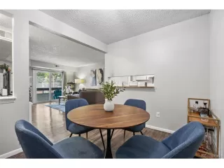 Photo #6: 8218575 Listing