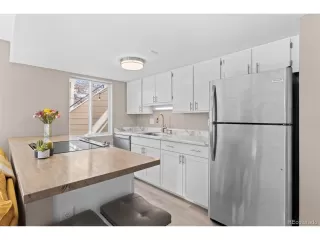 Photo #5: 8218798 Listing 