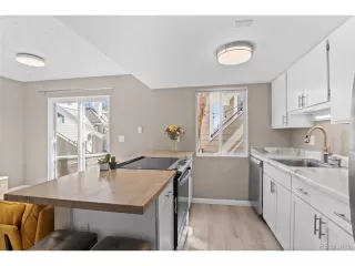 Photo #6: 8218798 Listing 