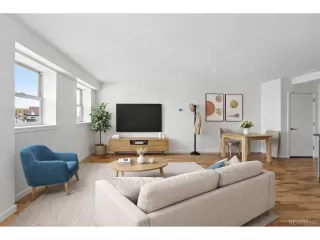 Photo #5: 8221655 Listing 