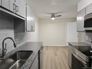 Photo #5: 8221891 Listing