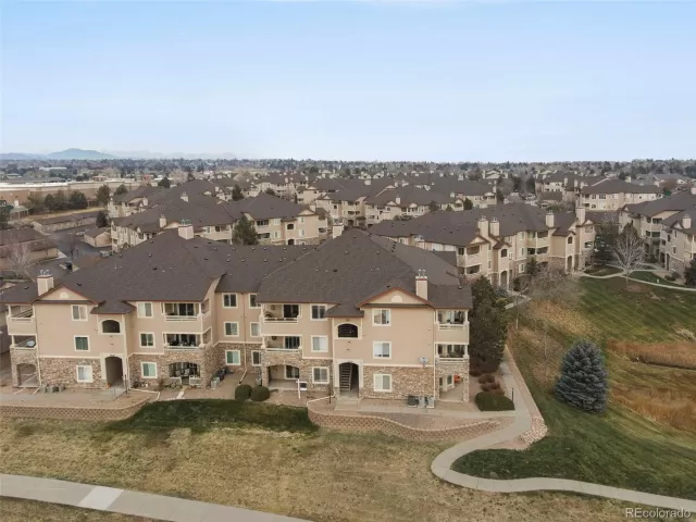 MLS: 8222792 Condo For Sale