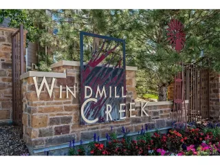 Photo #2: 8223342 Listing 